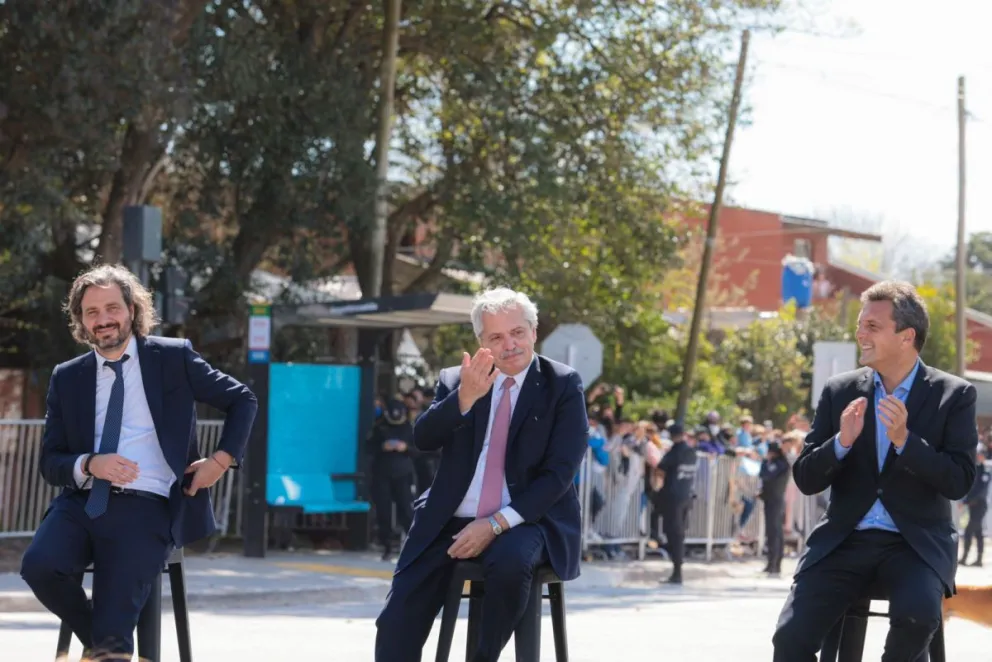 El presidente puso en marcha 25 obras: "Es hora de corregir lo que hicimos mal"