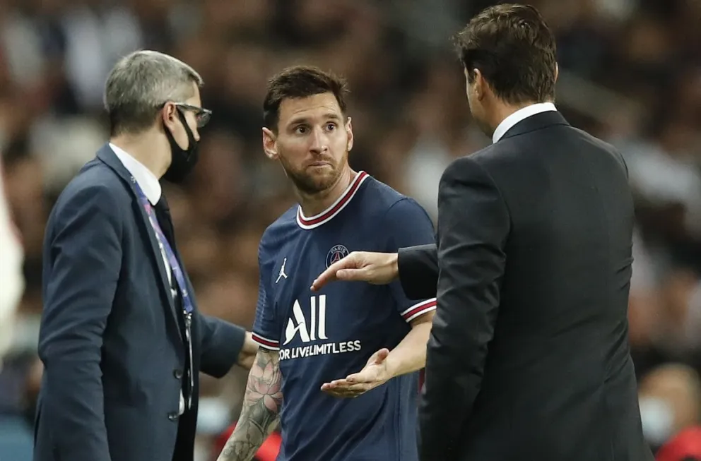 Video: El curioso gesto de Messi tras la decisión de Pochettino de reemplazarlo