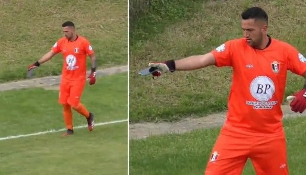 Insólito: el árbitro paró el partido porque el arquero estaba con su celular 