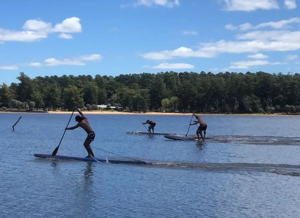 Cristian Almonacid dictará una clínica abierta de stand up paddle 