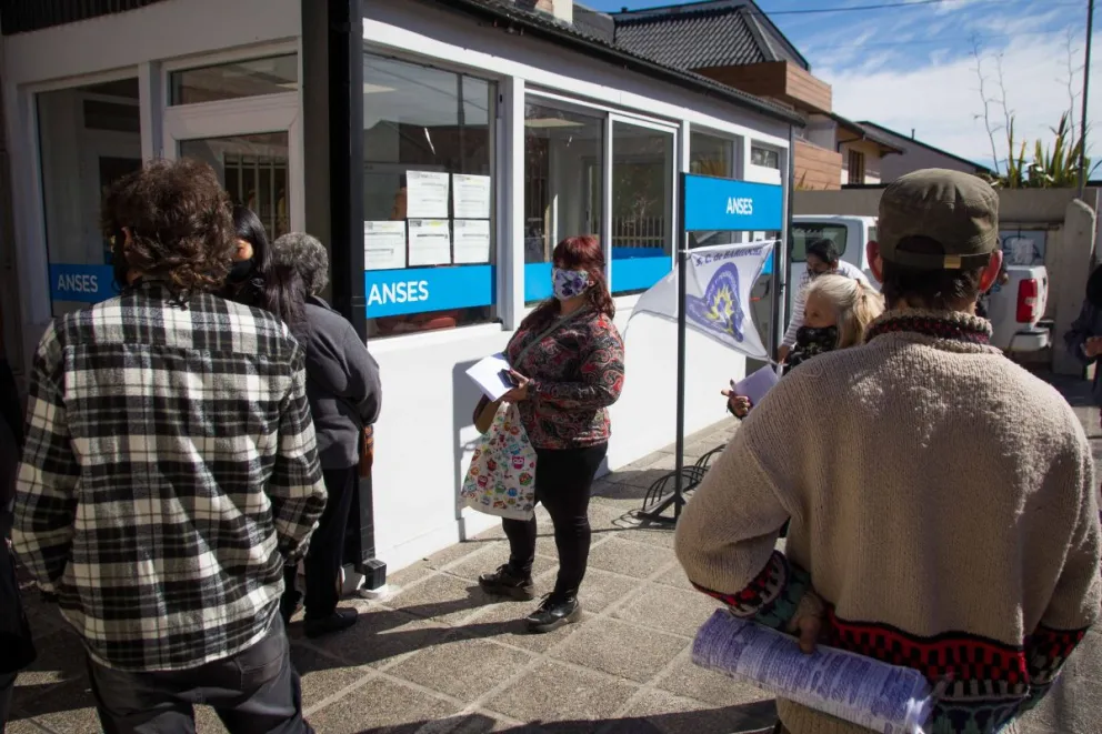 Avanzan las jubilaciones anticipadas en Bariloche