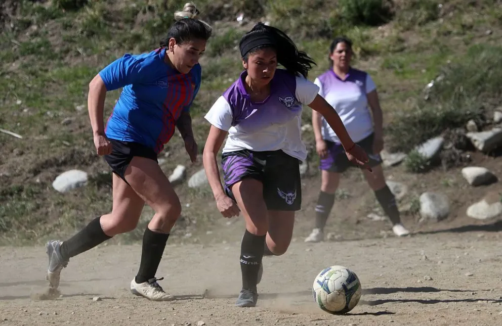 Un domingo solo para la primera