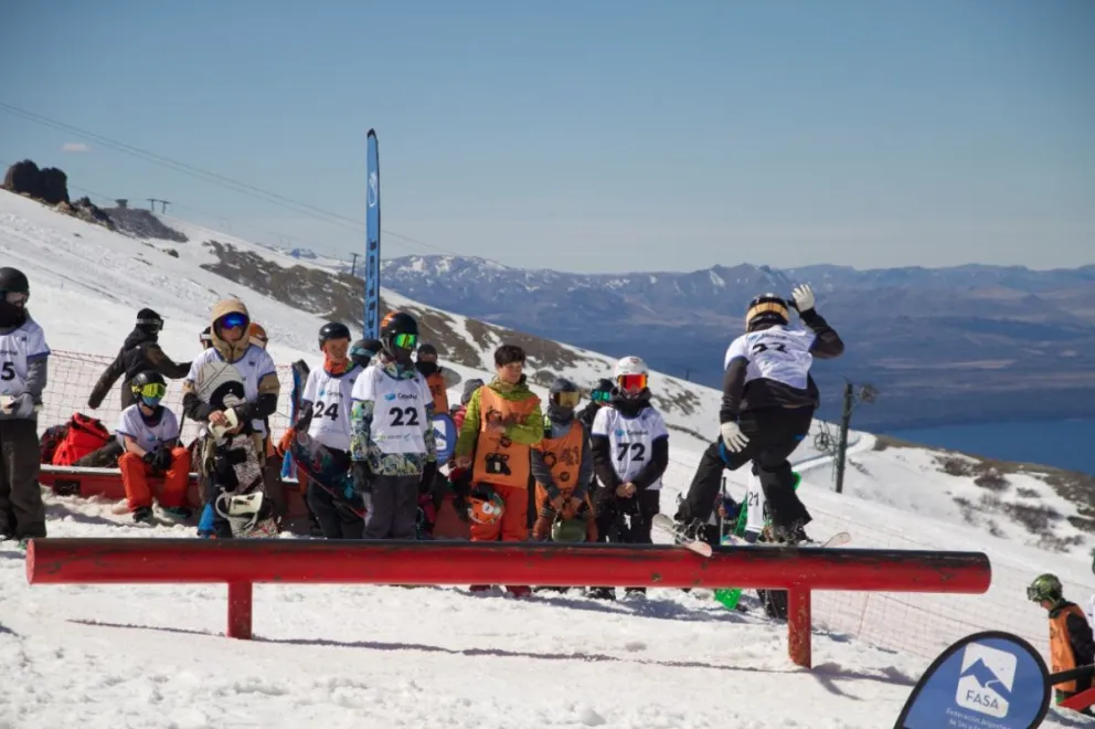 Gran convocatoria en el Interclubes de Freeski y Snowboard 