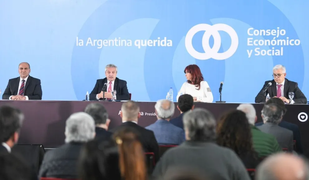 Alberto Fernández  junto a Cristina Kirchner: “terminemos con el desencuentro" 