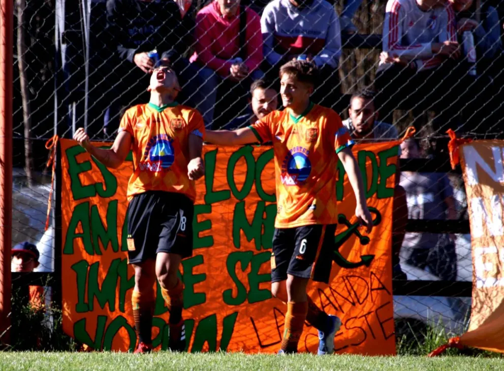 Puerto Moreno ganó 2 a 0 y jugará con Catriel
