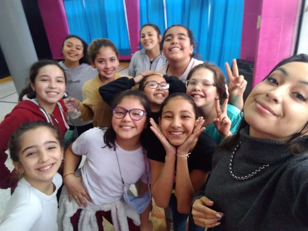 Medalla de oro para una escuela barilochense de danza
