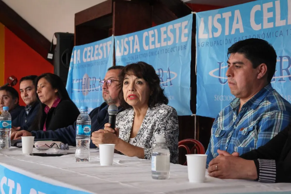 Rosa Negrón presentó la Lista Celeste 