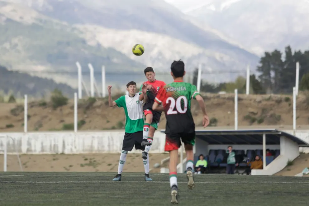 Primera A, B, Veteranos y Senior salen a escena