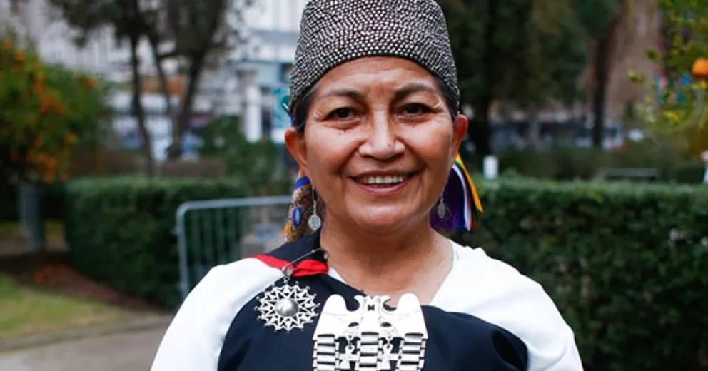 “¿Sabrá leer?”, fue uno de los agravios que circularon junto a noticias falsas sobre ella