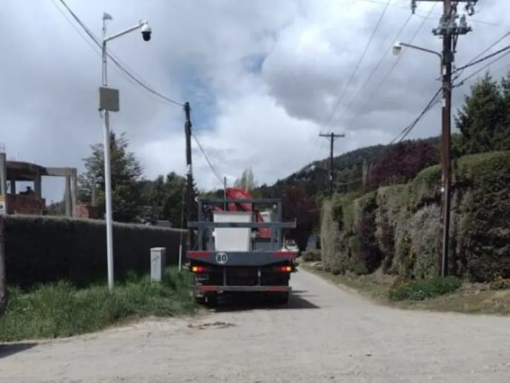 Continúa la instalación de cámaras de seguridad en el oeste 