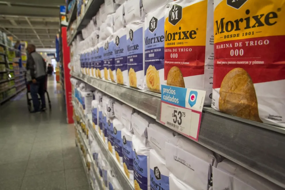 Bariloche: a la suba de precios se suma que los turistas arrasan con productos de la canasta básica 