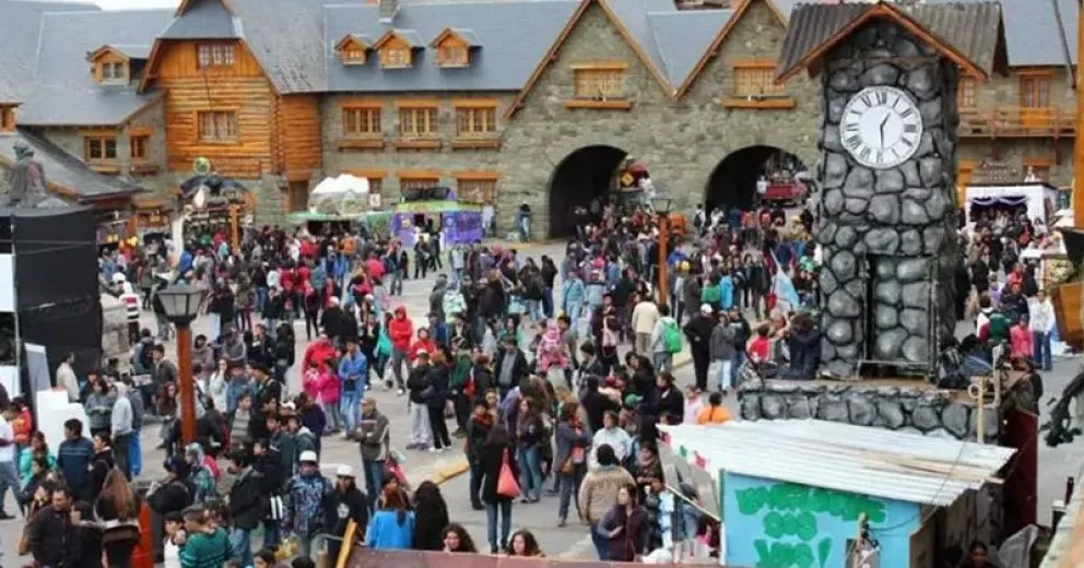 Premios: dos cursos podrán hacer el viaje de egresados en Bariloche 