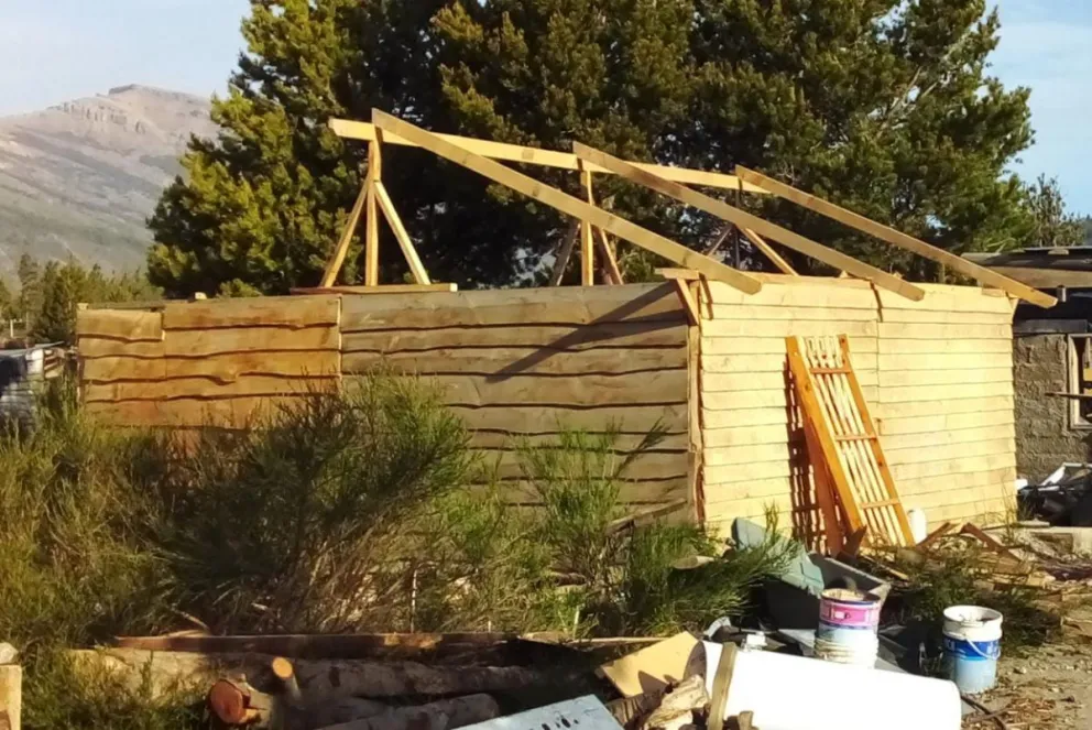 Una familia del Pilar I necesita ayuda para reconstruir la vivienda que destruyó el viento