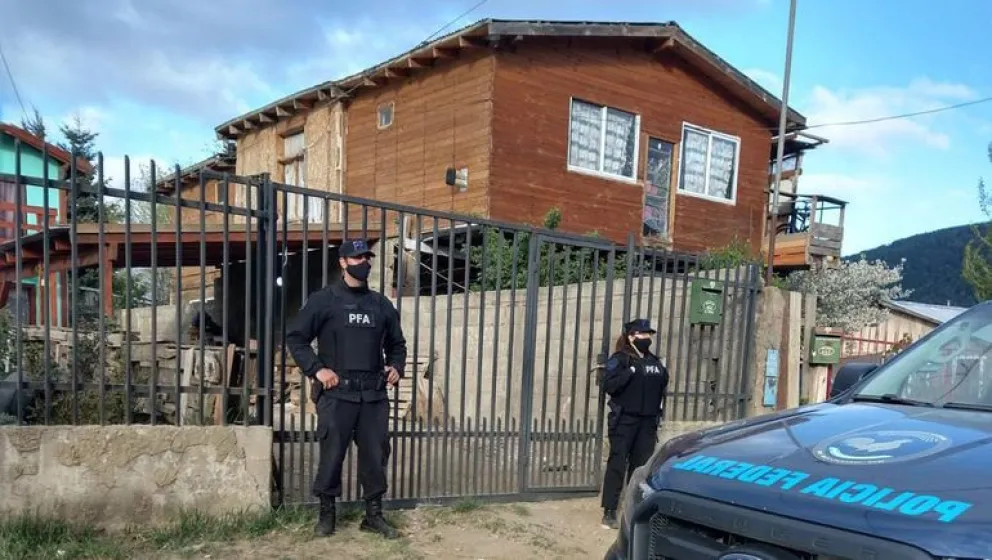 El policía federal  fallecido volvía de realizar múltiples allanamientos en Neuquén para desbaratar una banda narco 