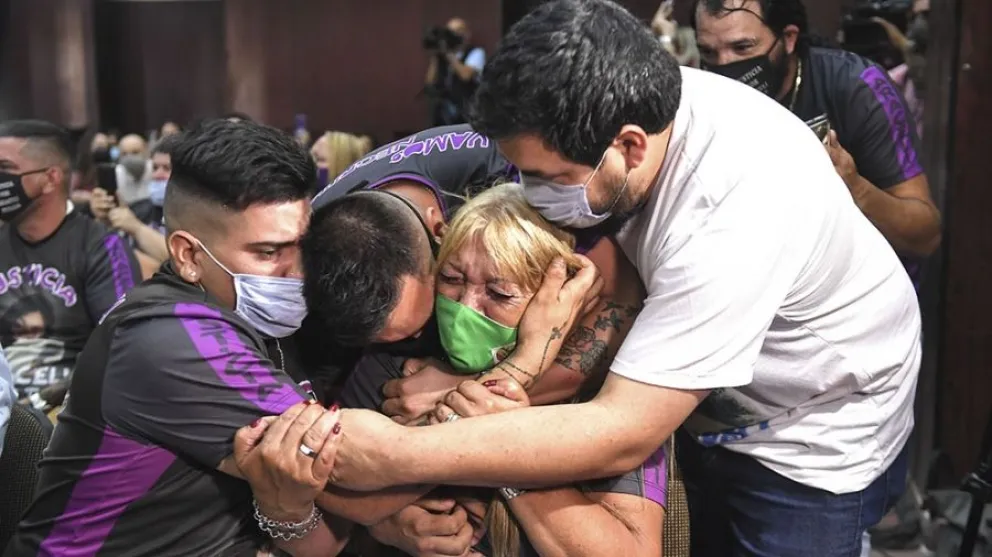 Femicidio Araceli Fulles: Los tres imputados fueron condenados a prisión perpetua 