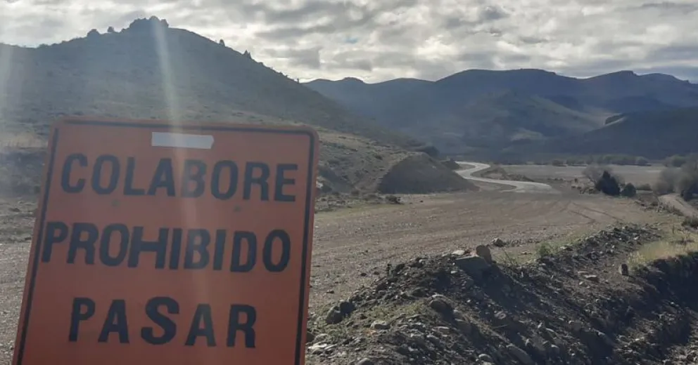 Resaltan pedido de circular a baja velocidad por los desvíos de la Ruta 23