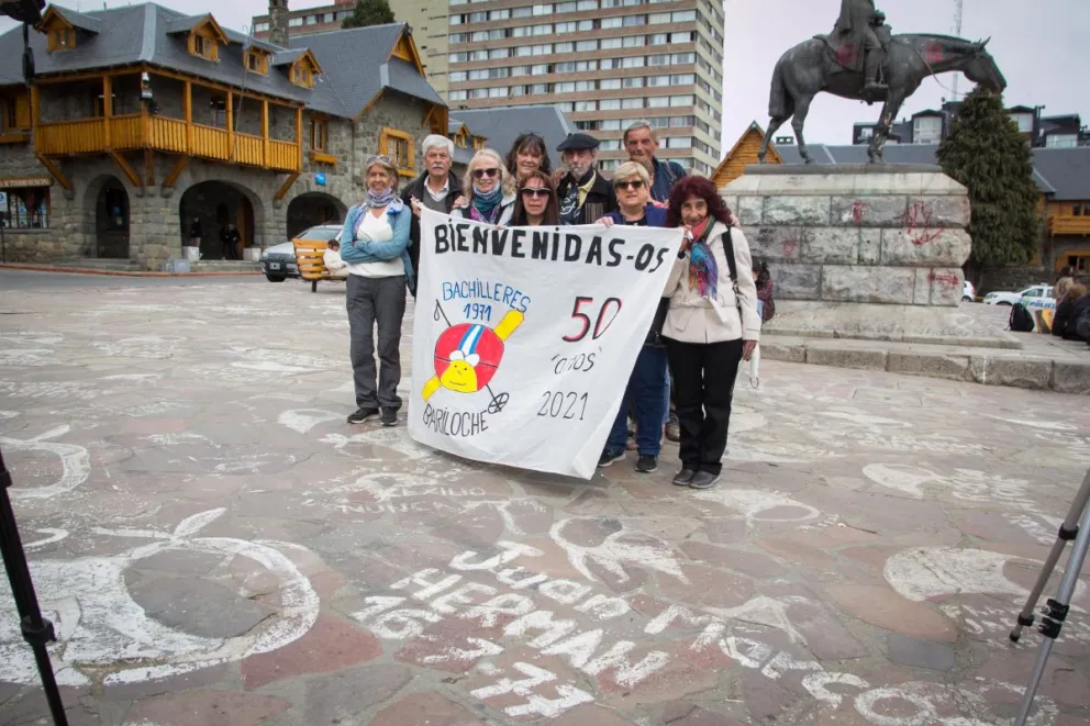 Sentido homenaje a Juan Marcos Herman de sus compañeros del Colegio Nacional