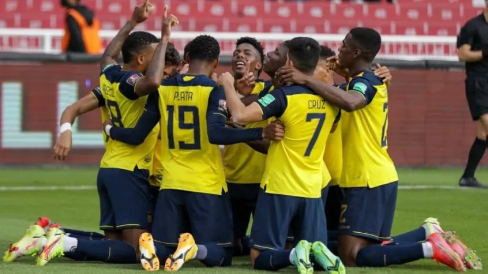 Ecuador derrotó a Venezuela y quedó un paso más cerca del Mundial