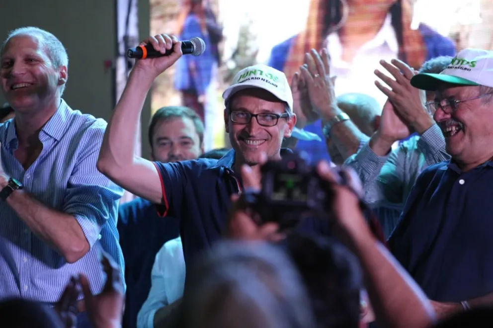 Agustín Domingo: "No nos dan órdenes ni la Cámpora ni Macri"