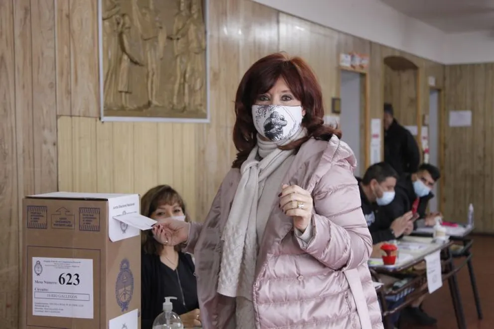 Imitó el “baile” de Cristina para ir a votar