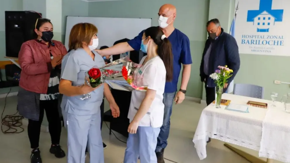 El hospital de Bariloche conmemoró el Día de la Enfermería y reconoció a su personal