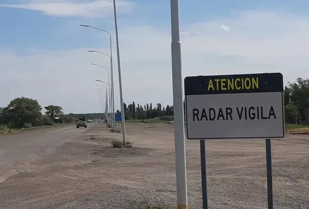 Bandera de largada para el control de velocidades con radares en Río Negro