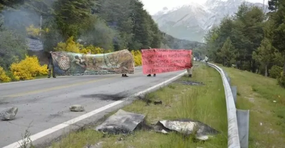 Numerosos inconvenientes por corte en ruta 40 
