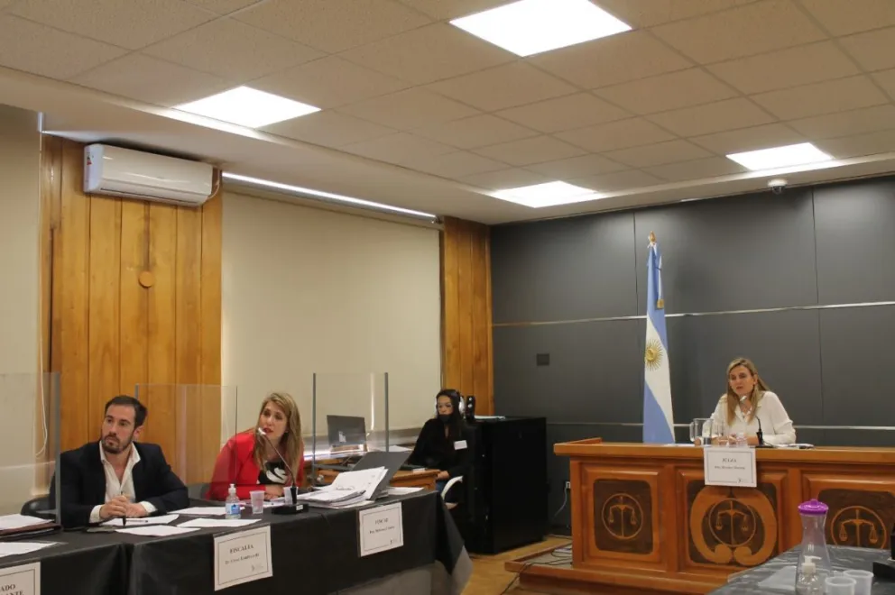 Eligen a integrantes de jurado popular en juicio contra un presunto abusador