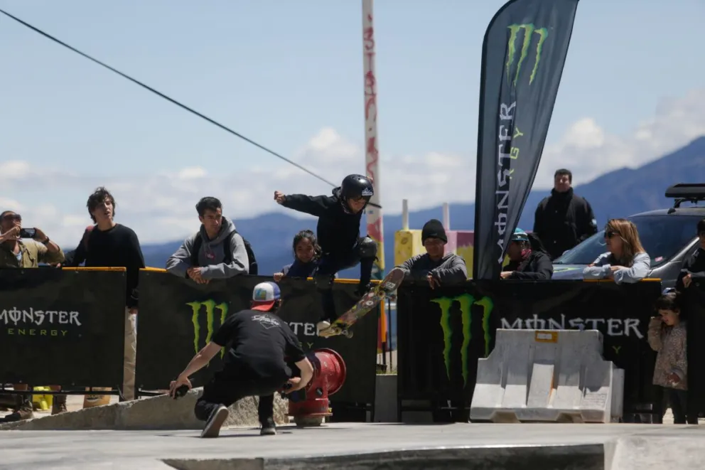 Hoy: se viene el plato fuerte con la final internacional de skate en Bariloche
