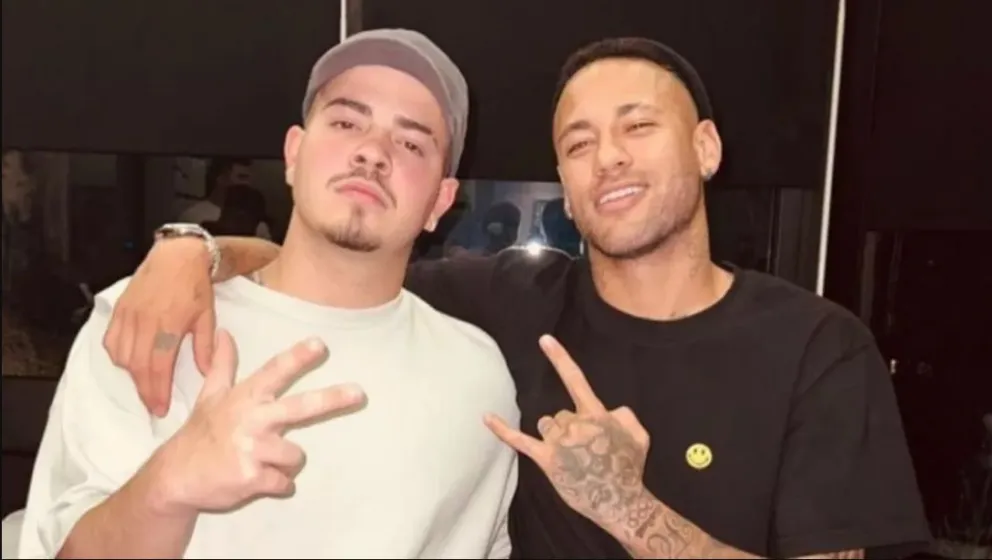 Otra polémica con Neymar: apareció "de fiesta" tras la grave lesión que sufrió
