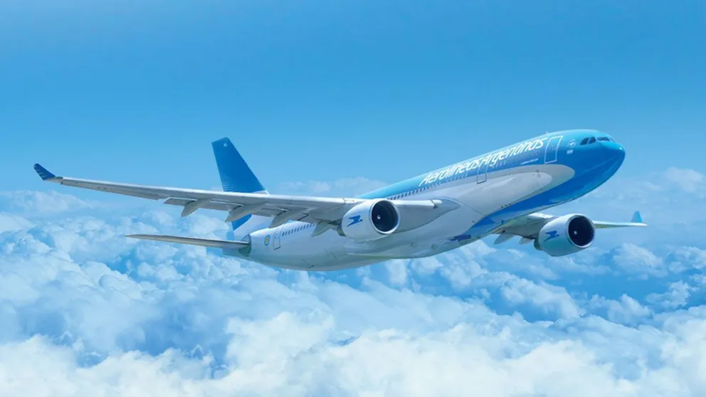 Confirman que la ruta aérea Bariloche-Salta se mantendrá durante todo el año