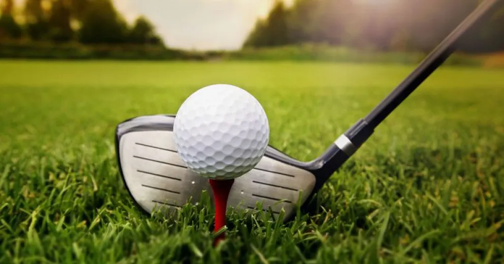 Fallo dispone que lleguen residuos cloacales a un campo de golf en Las Grutas
