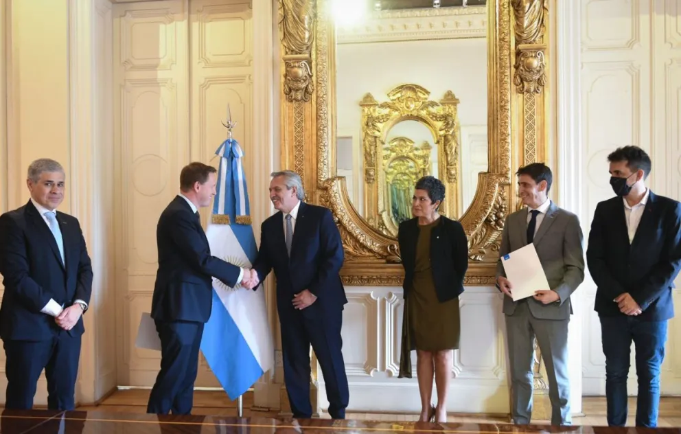 Acuerdo entre YPF y Equinor: Alberto Fernández se reunió con autoridades de las empresas