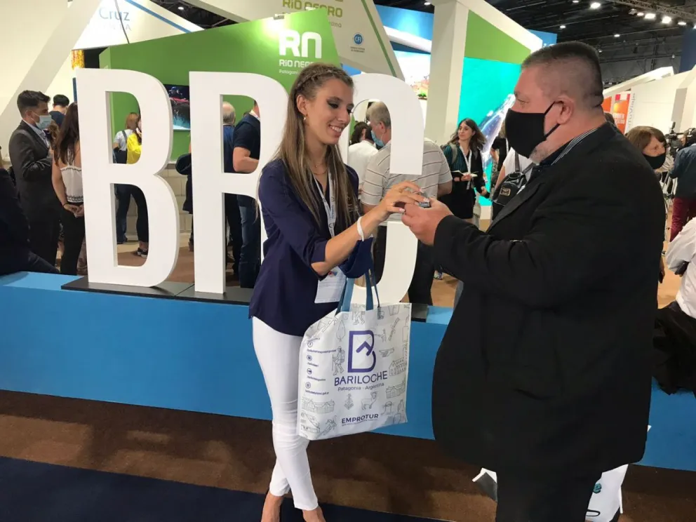 Inauguró FIT 2021: Bariloche brilla con luz propia