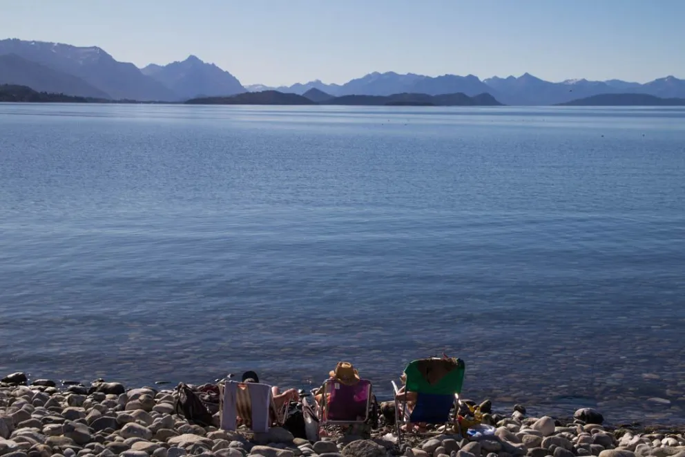 Sigue la temperatura veraniega todo el fin de semana en Bariloche