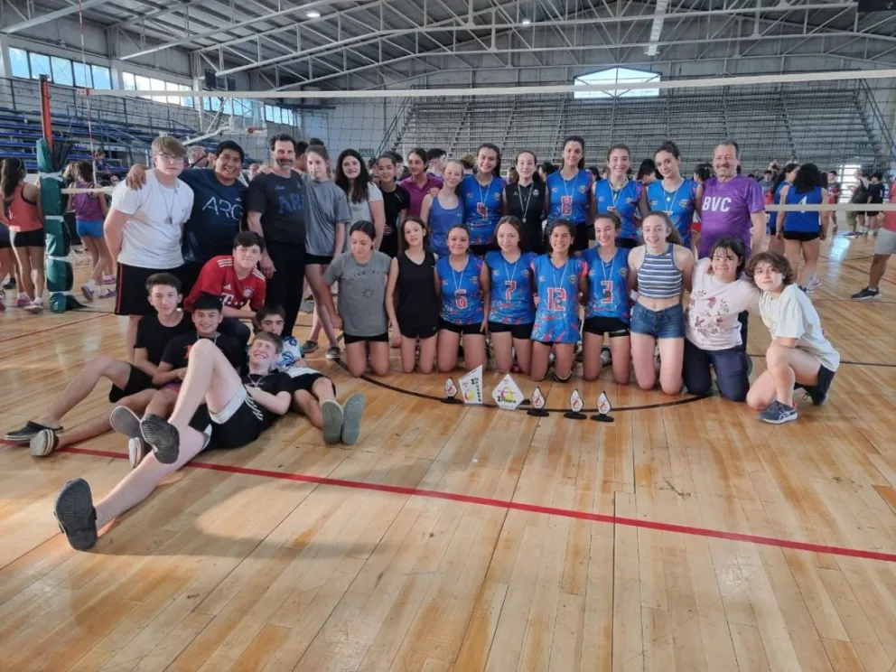 Campeonas provinciales Sub 14: Bariloche logró el título en las tres categorías femeninas
