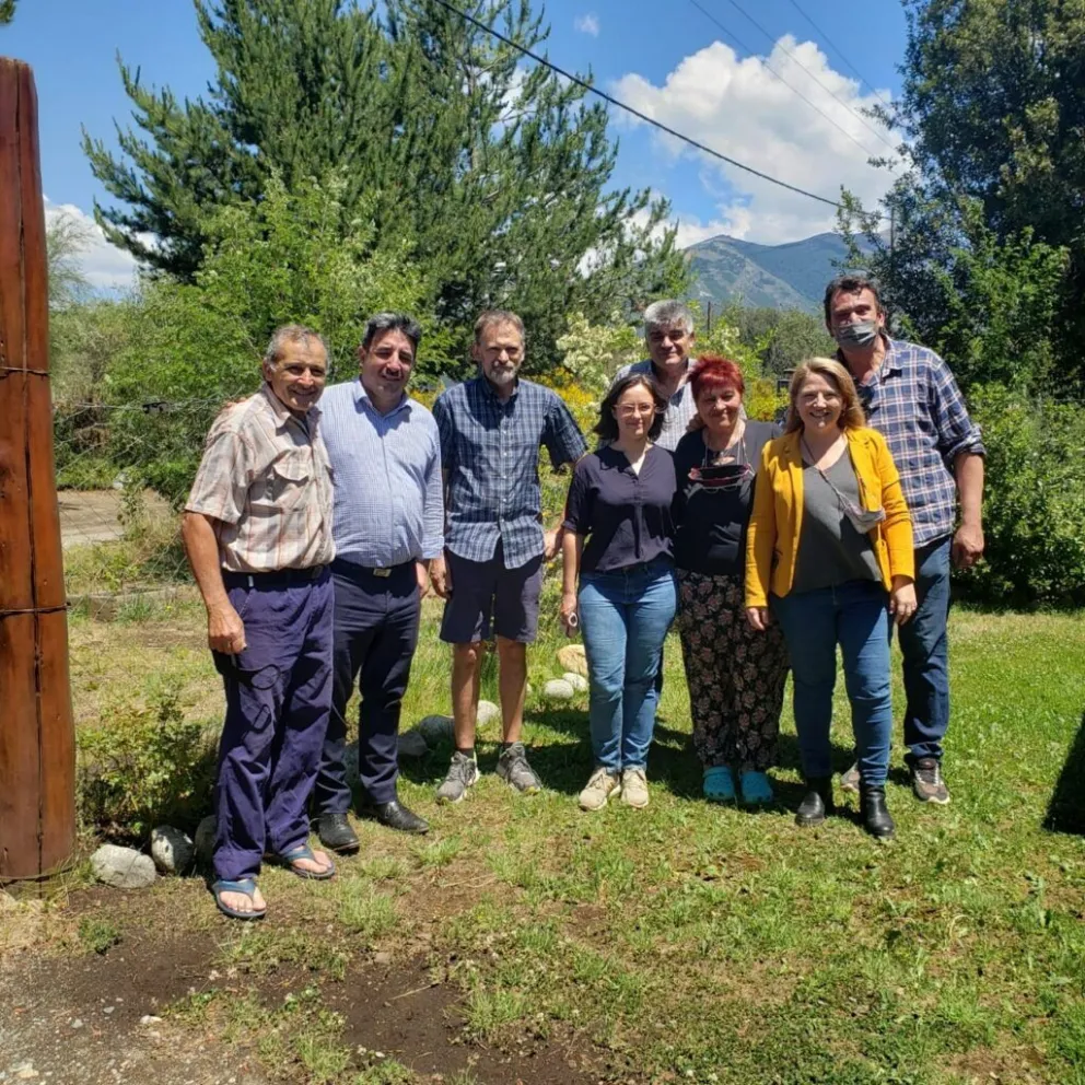 Invertirán 28 millones de pesos en la red de agua potable para el barrio Wanguelén