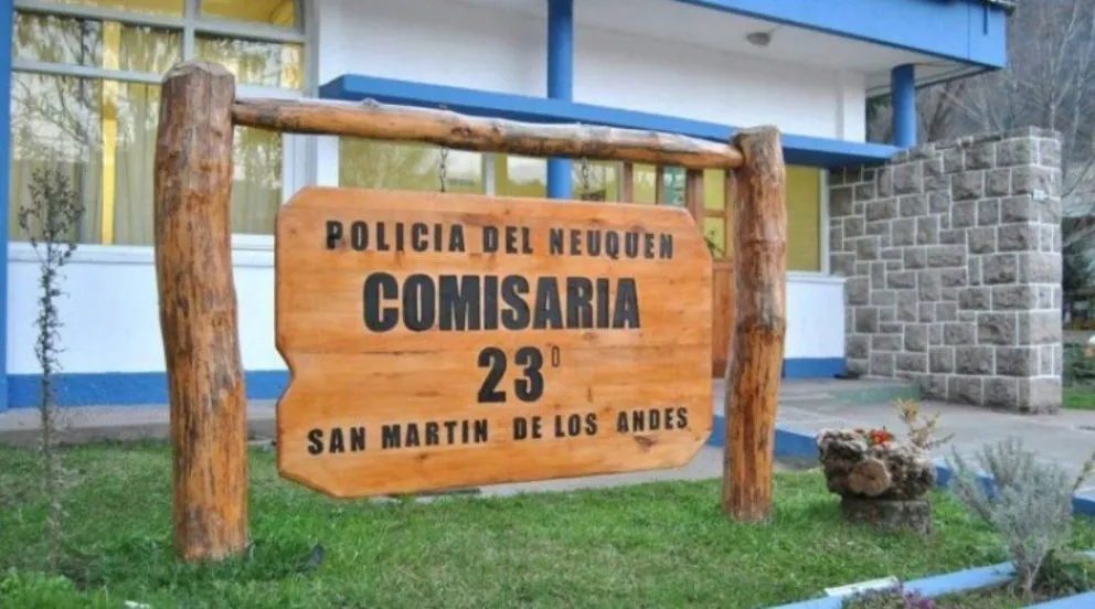 San Martín: Buscan a un hombre que robó cerca de 700 mil pesos y un arma 