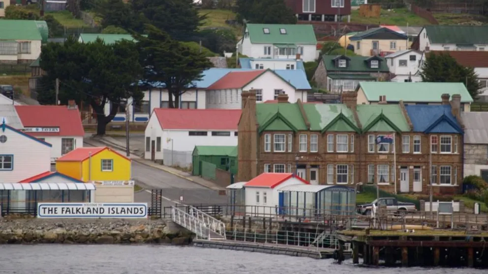 Rechazaron los vuelos humanitarios a residentes de Malvinas propuestos por Argentina 