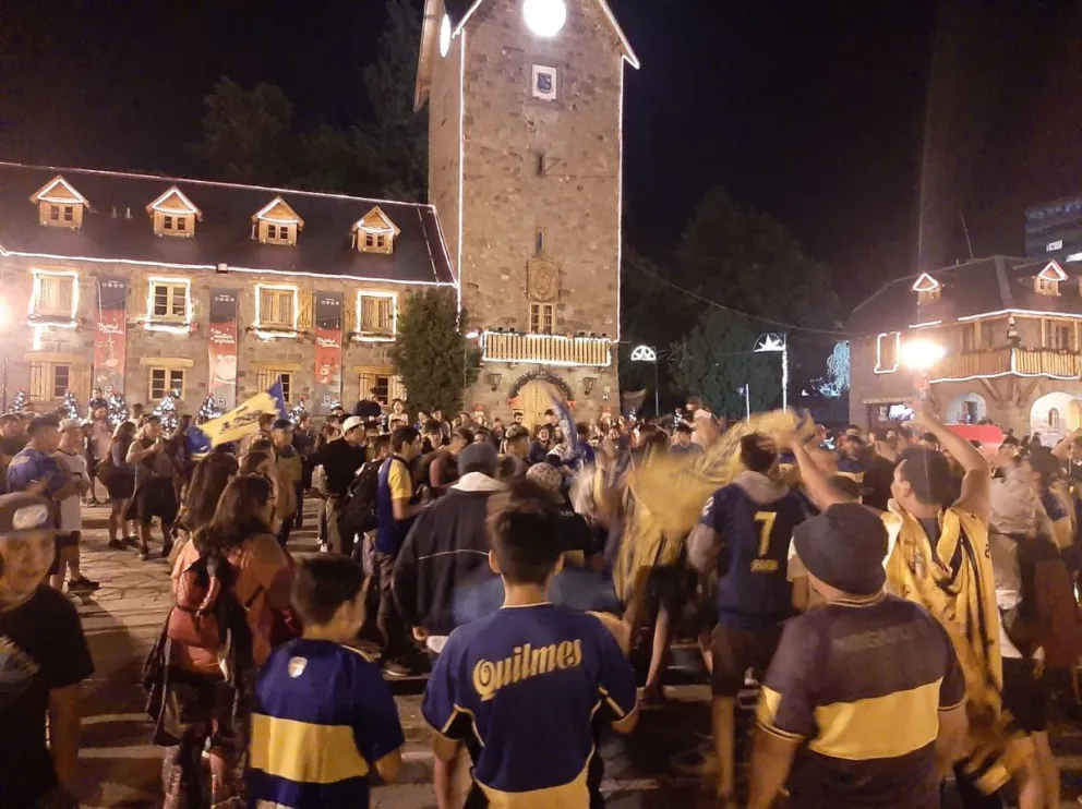 “Xeneizes” coparon las calles de Bariloche tras ganar la Copa Argentina