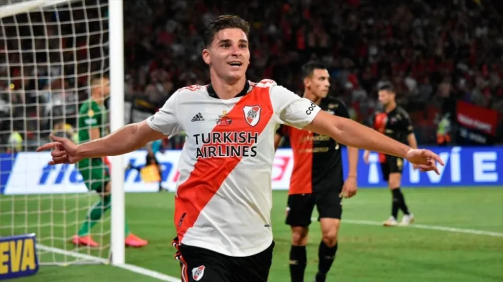 River dio el golpe: goleó a Colón y se quedó con el Trofeo de Campeones 