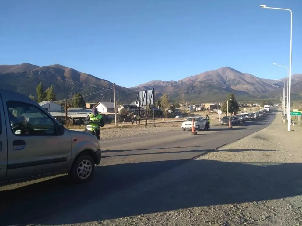 Volvía del Gutiérrez pasando autos a lo loco, sin licencia y alcoholizado  