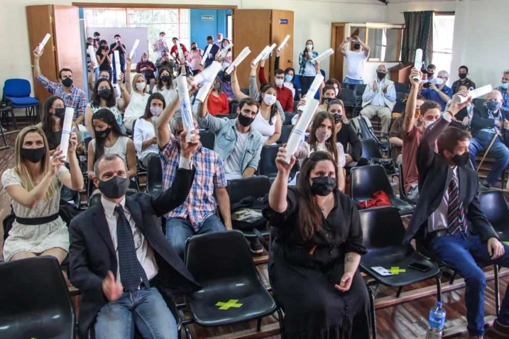 Cálido acto de colación de la UNCo Bariloche  