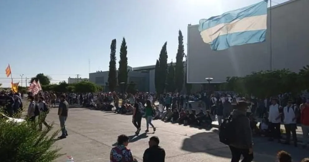 Histórico: la Legislatura de Chubut derogó la ley de zonificación minera en sesión virtual