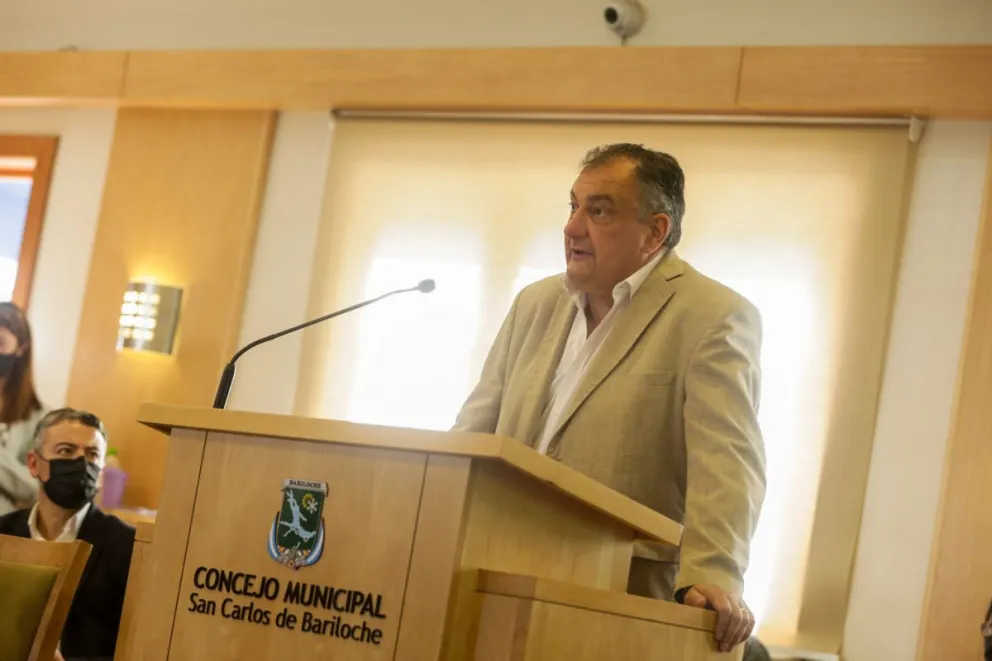 Concejales piden a Gennuso que explique una nueva contratación directa millonaria y en dólares