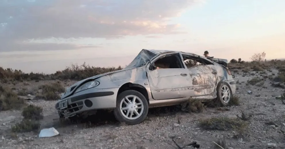 Fatal accidente: se les reventó un neumático en la ruta