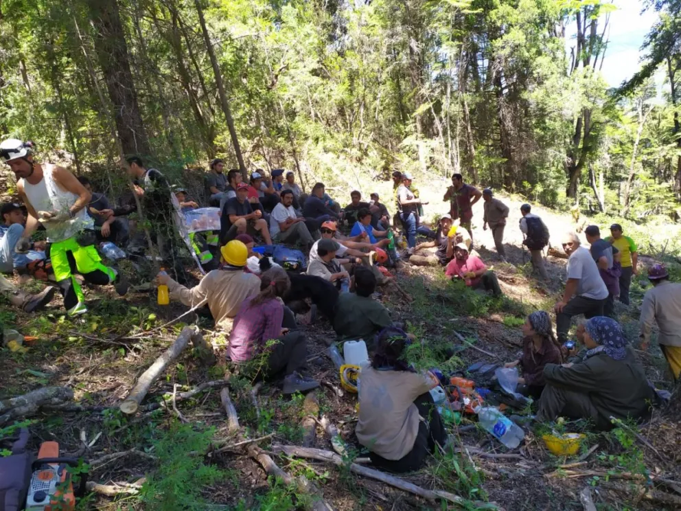 Vecinos de El Manso y Villegas dispuestos a dar la vida en el combate contra el fuego