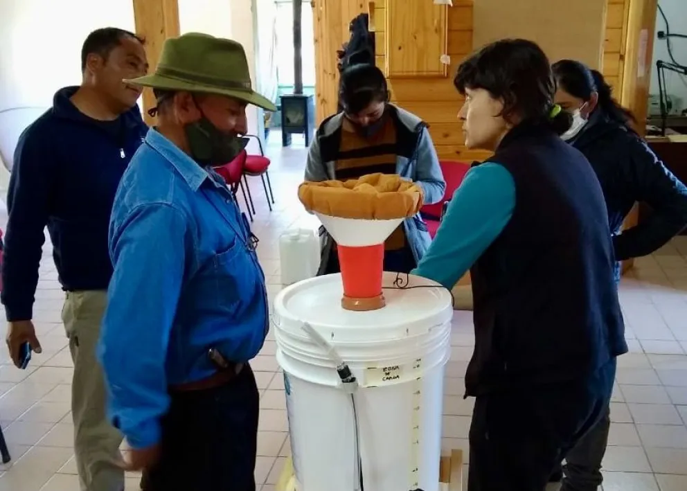 Diseñó un dispositivo para que familias puedan acceder a agua segura para consumo