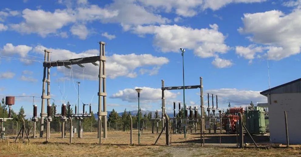 La Comarca Andina se queda sin luz este miércoles por los fuertes vientos pronosticados  
