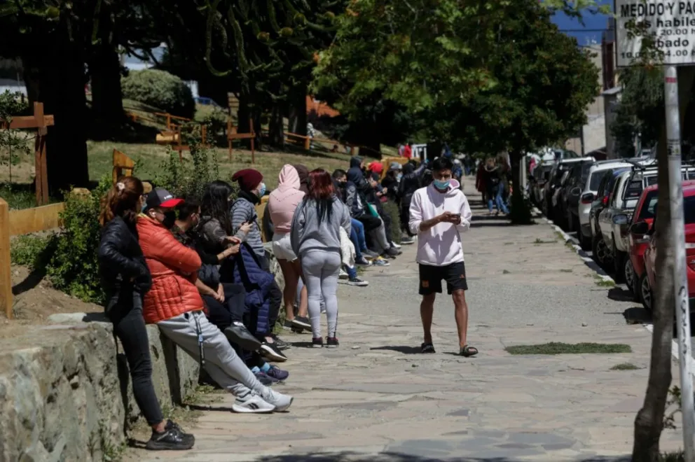 El Hospital entregará un máximo de 250 números por día para testeos